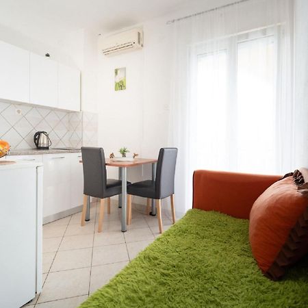 Apartments Milic - One Bedroom Apartment With Sea View And Terrace Gornji Karin Exterior foto